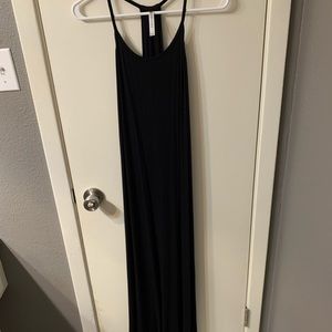 FABLETICS LONG BLACK MAXI DRESS
